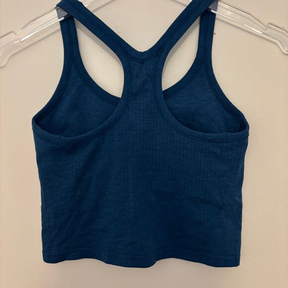 Lululemon Ebb to Street Cropped Racerback Tank Top Teal Color Size 4 - Picture 3 of 6
